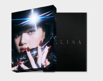 LISA -LALISA- PHOTOBOOK [SPECIAL EDITION]