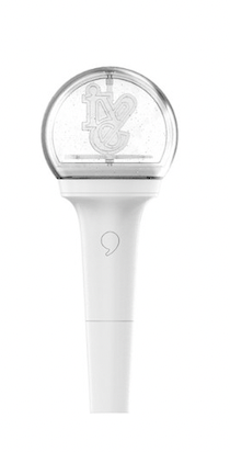 [PRE-ORDER ONLY] IVE OFFICIAL LIGHT STICK